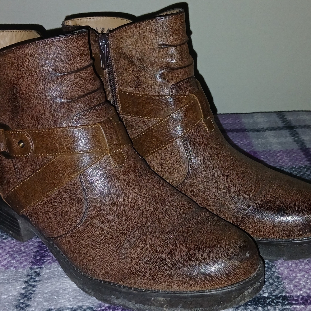 Natural Soul Women's Brown Ankle Boots